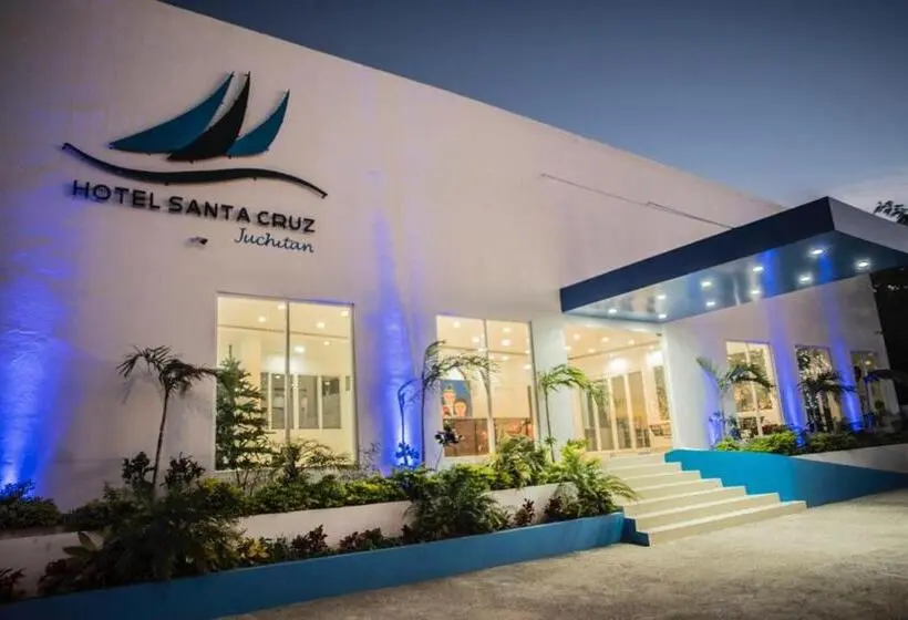 ホテル Santa Cruz Juchitan