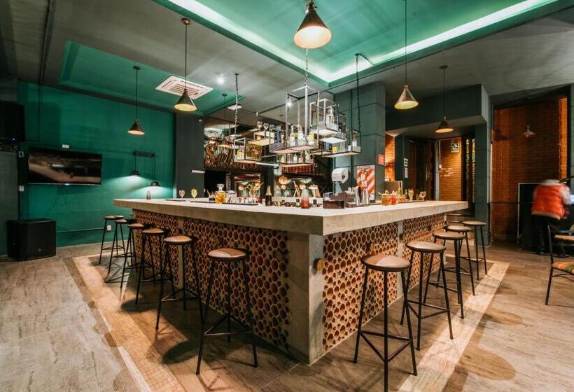 هتل Socialtel La Paz   Formerly Selina La Paz