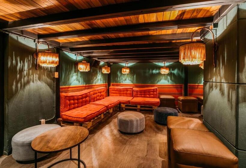 هتل Socialtel La Paz   Formerly Selina La Paz