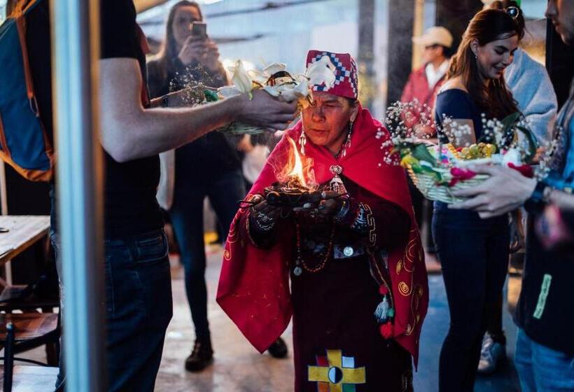 هتل Socialtel La Paz   Formerly Selina La Paz