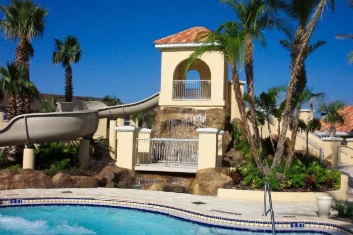 Hotelli Villas At Regal Palms Resort & Spa