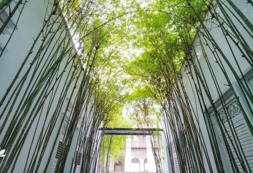 هتل Zen Premium Kampong Glam