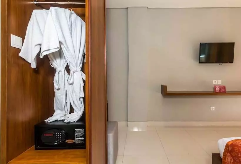 ホテル Zen Rooms Sriwedari Ubud 2