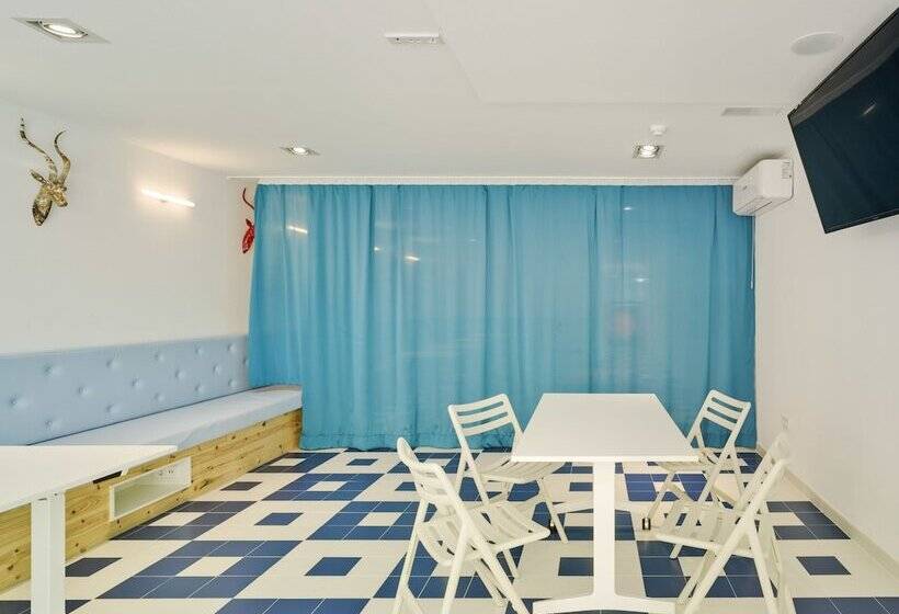 Loop Inn Hostel Cartagena