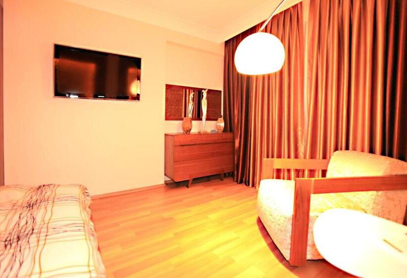 Paradise Town Villa Premium