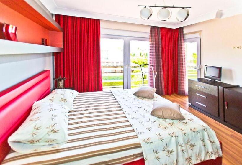 Paradise Town Villa Premium