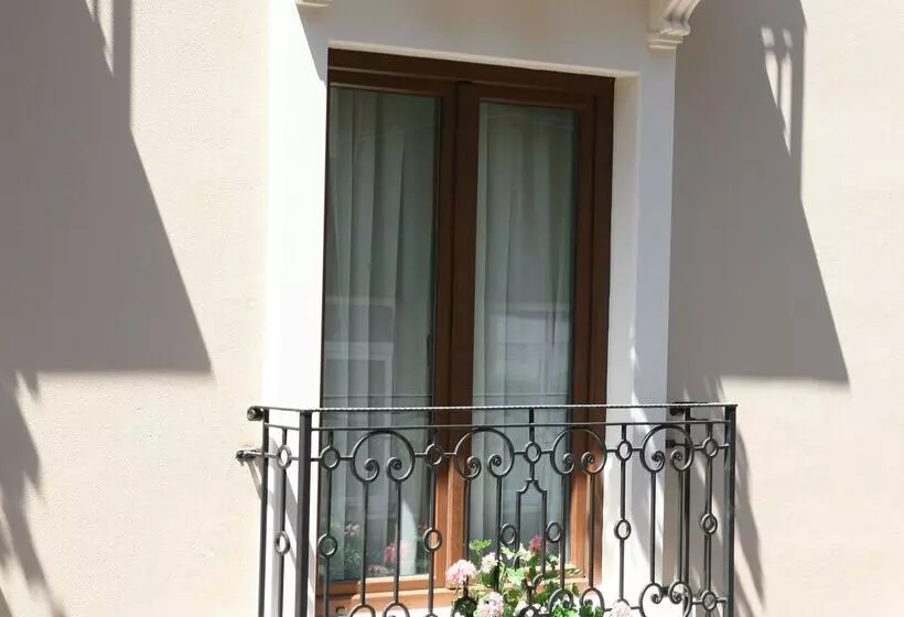 Belle Maison Hotel&residence