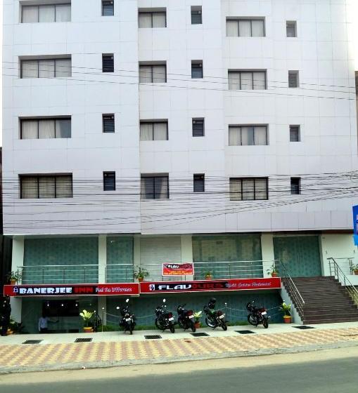 בית מלון כפרי City International