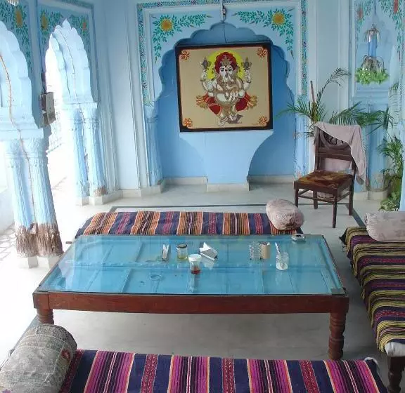 ホテル Bharatpur Palace