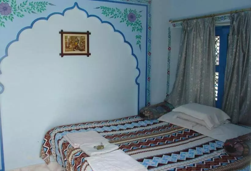 ホテル Bharatpur Palace