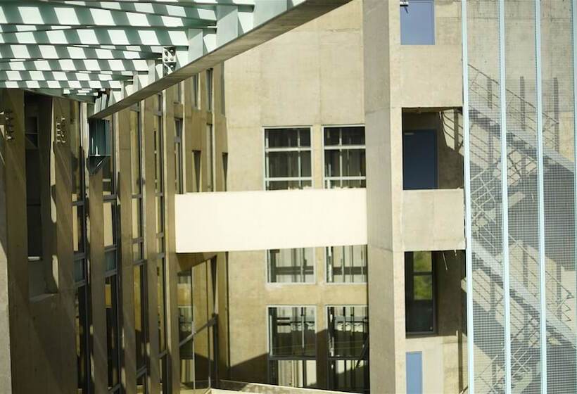 هتل Bossa Nova Beirut