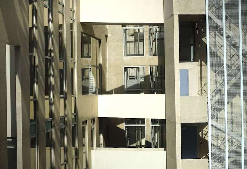 هتل Bossa Nova Beirut