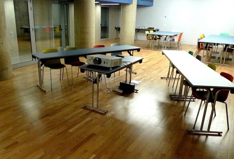 هتل Bossa Nova Beirut