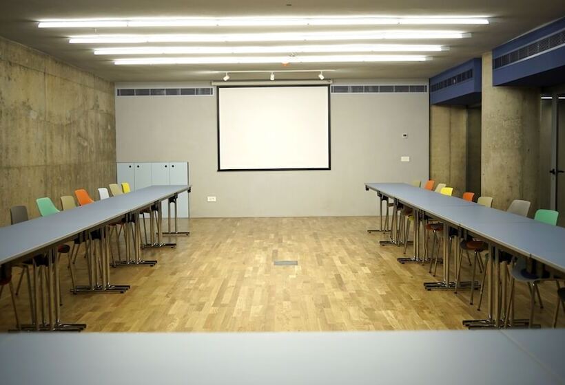 هتل Bossa Nova Beirut