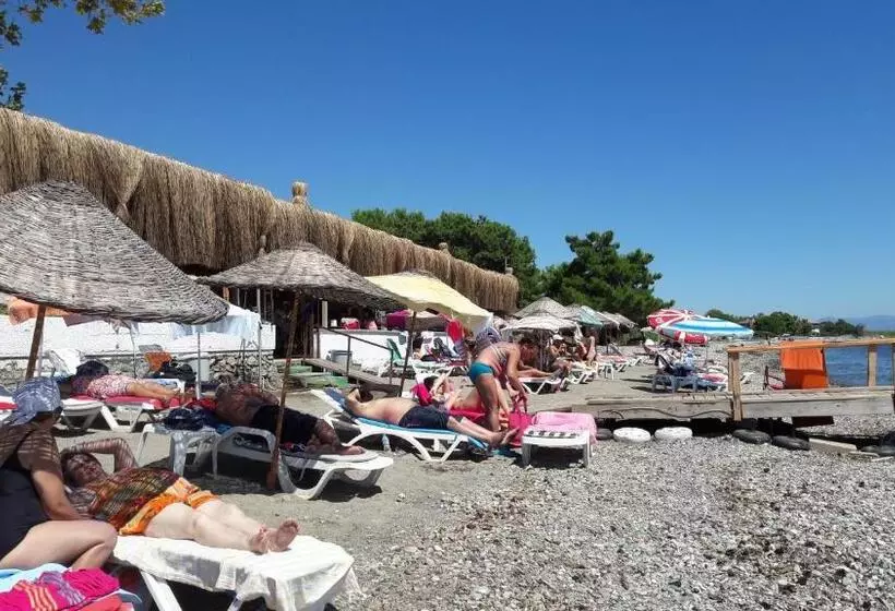 Hotelli Kervan Tatil Köyü