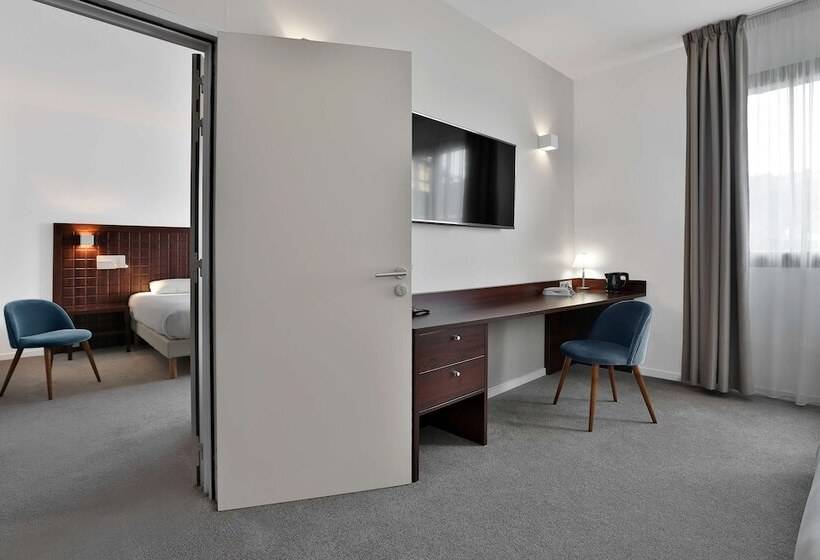 Отель Kyriad Perigueux Boulazac