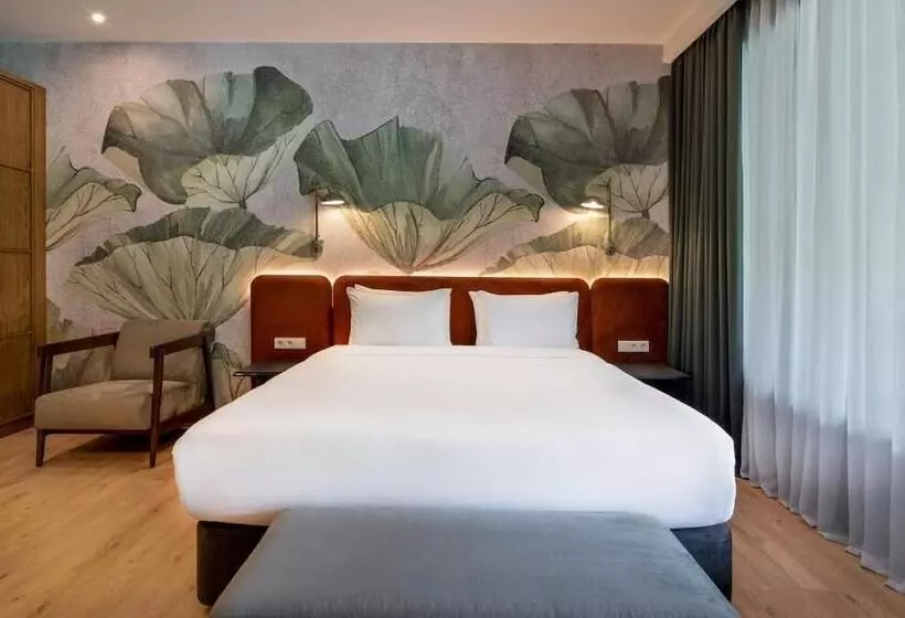 هتل Lopota Lake Resort & Spa