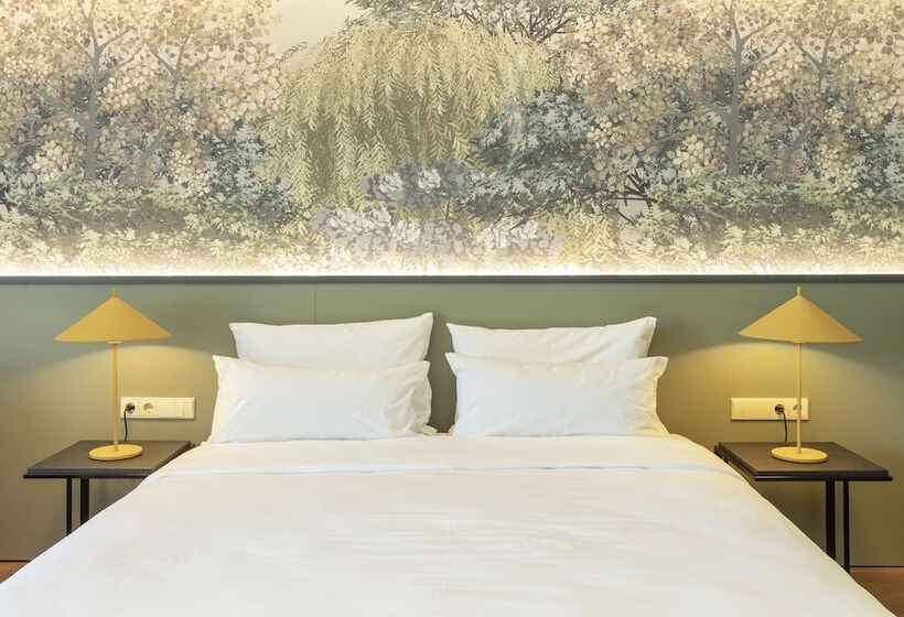 هتل Lopota Lake Resort & Spa