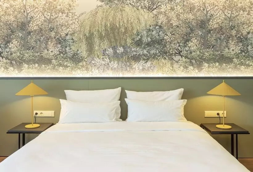 هتل Lopota Lake Resort & Spa