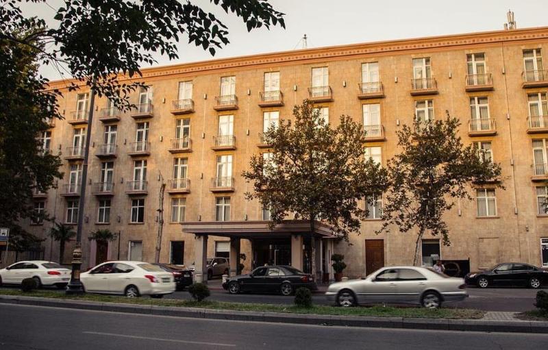 هتل Royal Garden  Baku