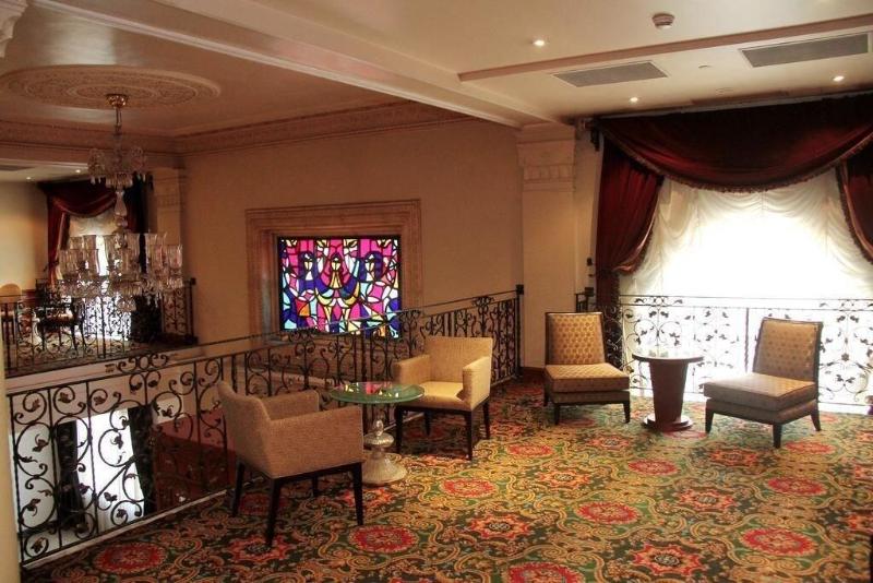 هتل Royal Garden  Baku