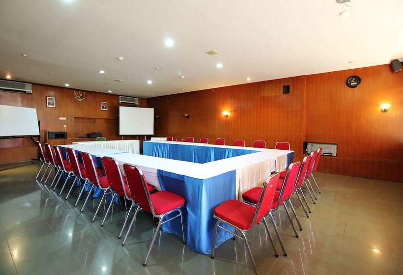 ホテル Airy Braga Lembong 21 Bandung