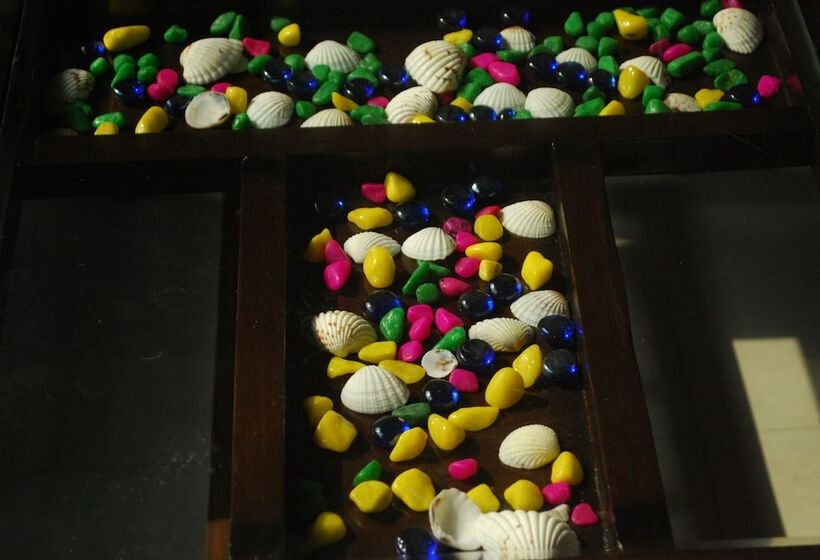 فندق Royal Rawat Palace