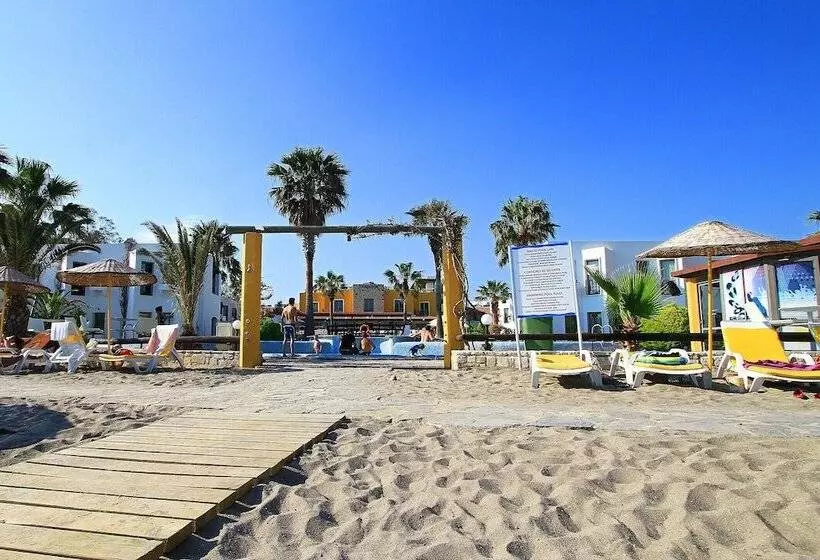 Ladonia Onderhan Hotel   All Inclusive