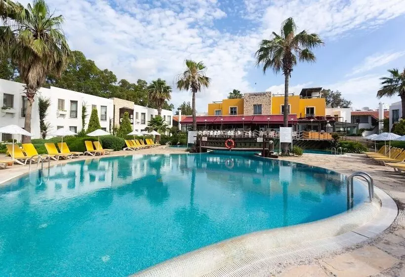 Ladonia Onderhan Hotel   All Inclusive