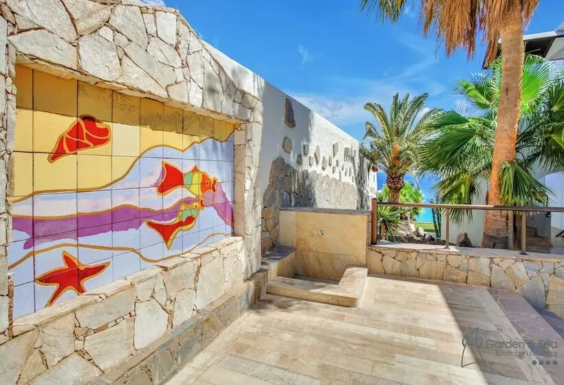 リゾートホテル Apartamentos Garden & Sea Boutique Lodging By Livvo