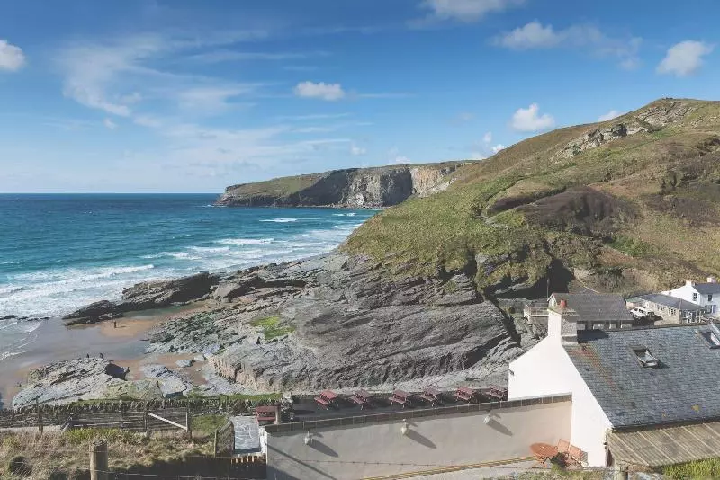 ユースホステル Port William Inn