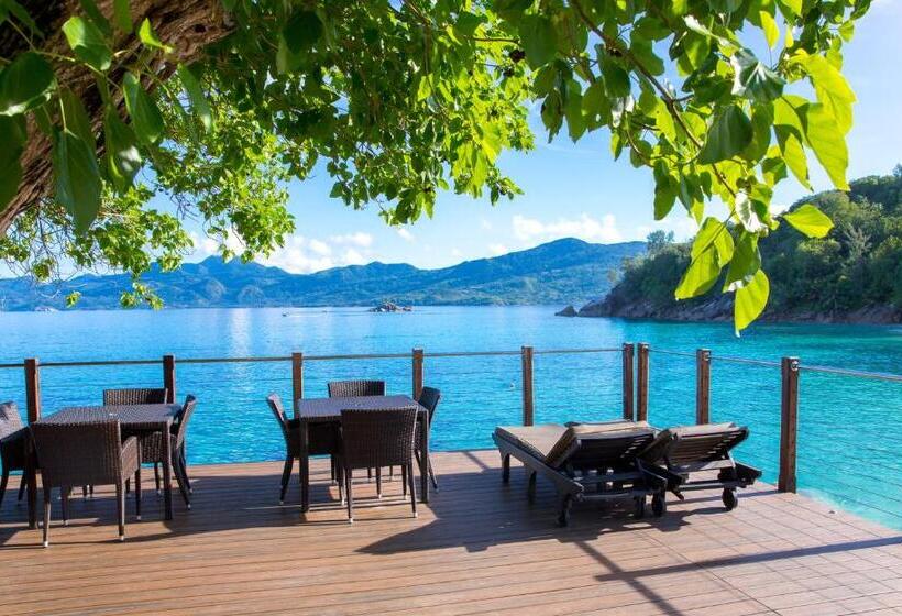 Anse Soleil Beachcomber Hotel And Self Catering