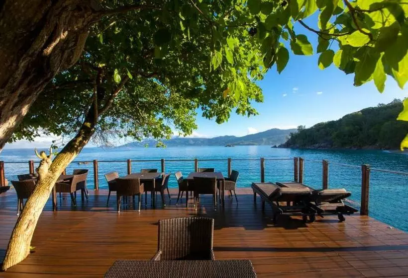 Anse Soleil Beachcomber Hotel And Self Catering