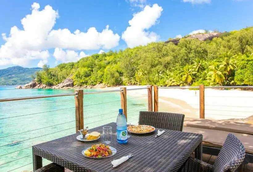 Anse Soleil Beachcomber Hotel And Self Catering