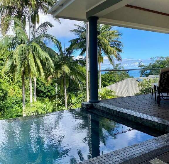 Anse Soleil Beachcomber Hotel And Self Catering