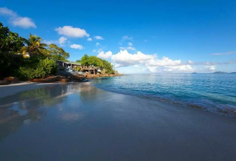 Anse Soleil Beachcomber Hotel And Self Catering