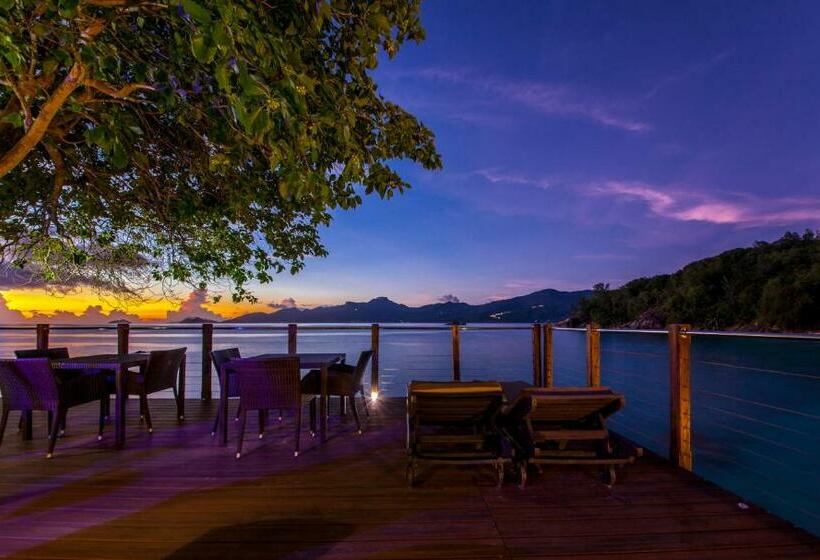 Anse Soleil Beachcomber Hotel And Self Catering