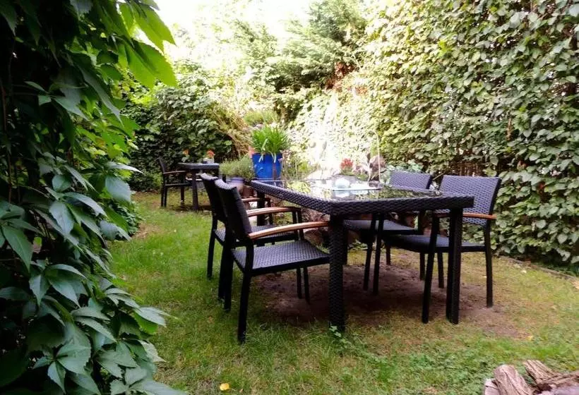 Zu Den Linden   Radebeul Pension Mit Restaurant