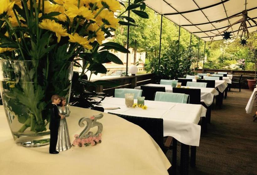 Zu Den Linden   Radebeul Pension Mit Restaurant