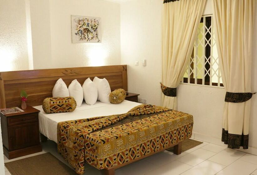 Отель Coconut Grove Sakumono