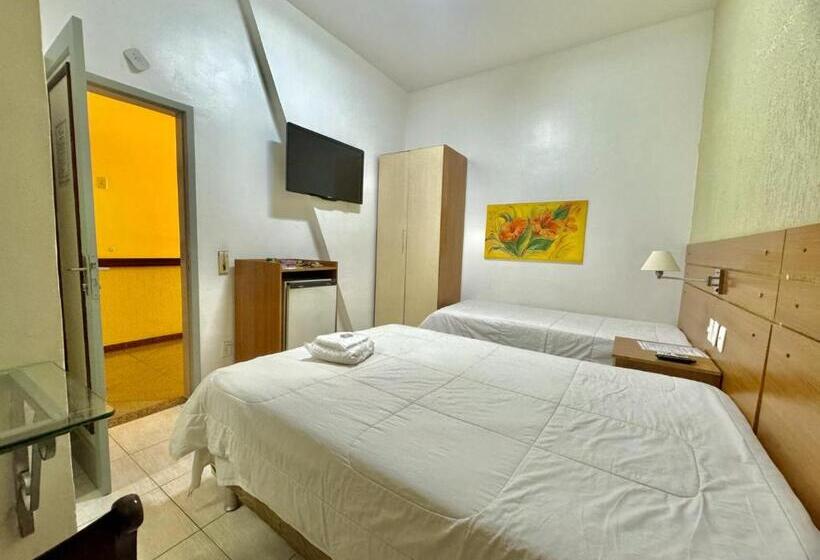 Отель Comendador