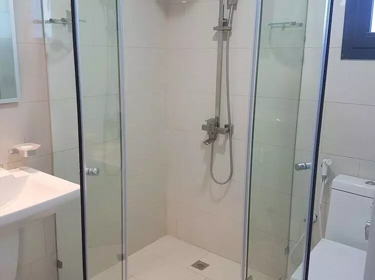 هتل ماجيك سويت بوليفارد Magic Suite Boulevard