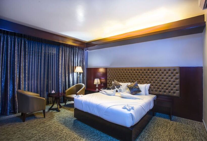 בית מלון כפרי Momo Inn