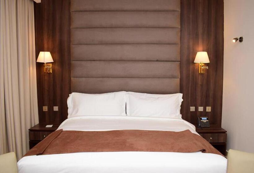 Szálloda Monty Suites & Golf