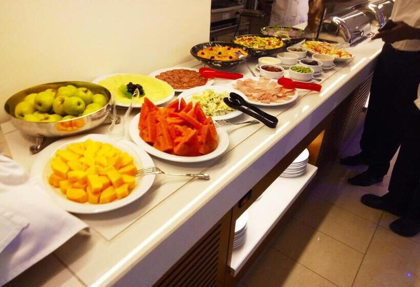 Szálloda Monty Suites & Golf