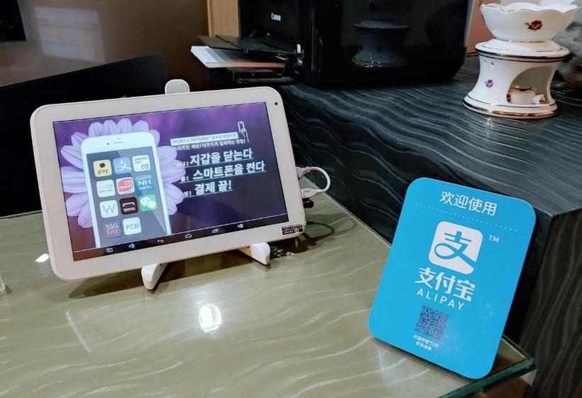 בית מלון כפרי Sky Leaders