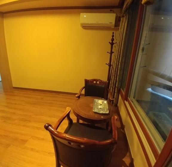 בית מלון כפרי Sky Leaders