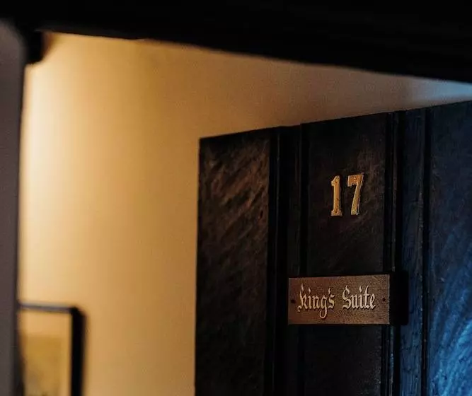 Hotelli The Crown Inn