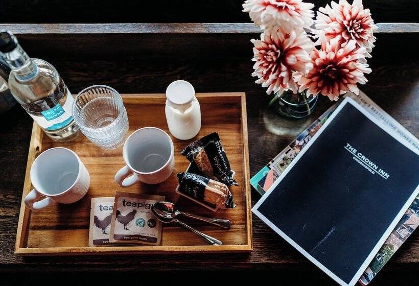 酒店 The Crown Inn