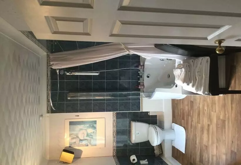پانسیون Beaumont House